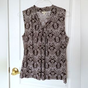 Talbots large top in brown and white pattern